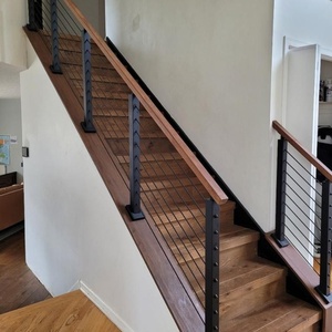 Aanpasbare zwarte schuine 36 inch kabelrailpaal van roestvrij staal, draadkabelrail voor binnen en buiten, moderne metalen railing systemen - Product Image 1