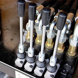 300 Meter Geotechnical Rotary Drilling <strong>Rig</strong> for Water Well <strong>Mine</strong> Sales Explosion New Release Gearbox Pump Motor Engine Core - Product Image 5