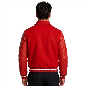 Chaqueta Varsity Roja para Hombre, de Lana con Mangas de Cuero, Cuello Camisero, Letra D Bordada, Cierre de Botones, Estilo Preppy, Otoño - Product Image 3