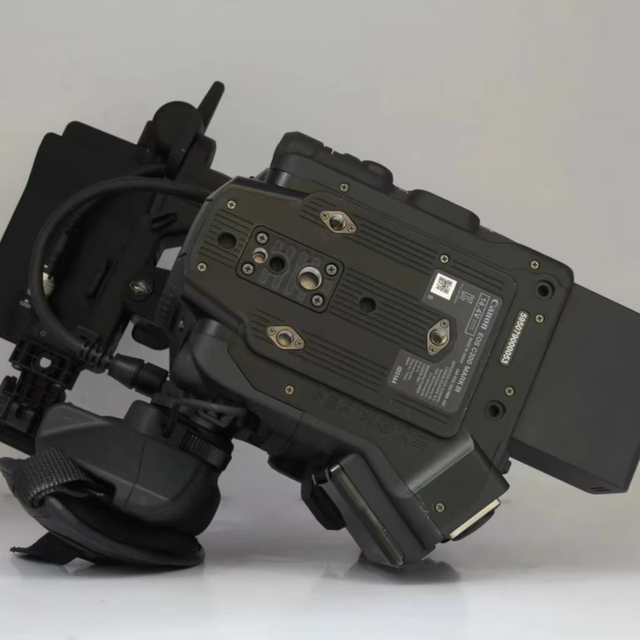 Used C300 Mark III Digital Cinema Camera Is Fitted with a CMOS Image Sensor and a 4.3-inch Display Screen