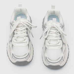 أحذية رياضية كلاسيكية جديدة لعام 2026 بشعار مخصص للرجال والنساء، أحذية رياضية ضخمة بتصميم عصري، أحذية جري متعددة الاستخدامات لزيادة الطول - Product Image 4