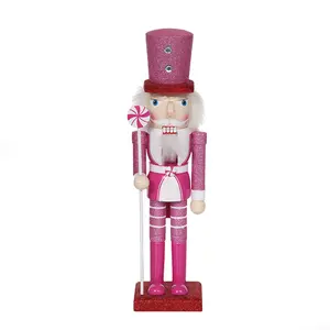 Großhandel Fabrik kunden spezifische Ornamente rosa Holz Mini Nussknacker Geschirr Weihnachten Innendekoration