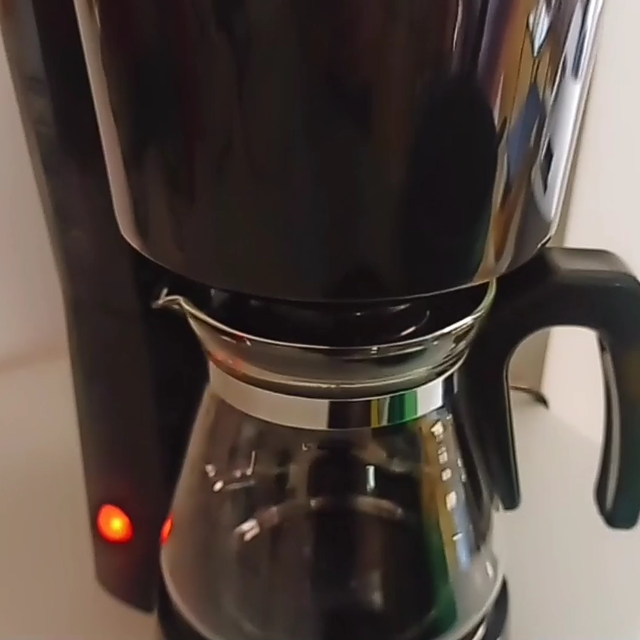 Electric Classic Plastic Drip Coffee Maker ETL Certification Temperature Control Permanent Filter Quick Flow for Household Hotel