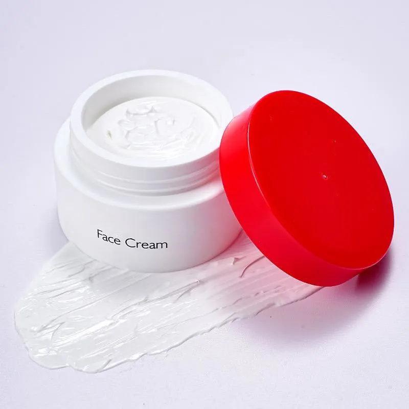 Individuelles Logo Kojie Acid Face Cream Anti-Aging Dunkelfleckenentferner mit Aufhellungswirkung individualisierbare Gesichtslotion