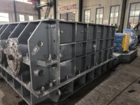 Concasseur à double rouleaux au carbone TIANKE 200t/h pour la fusion de l'aluminium, avec PLC et moteur AC, pour les débris d'anodes et les crânes d'aluminium
