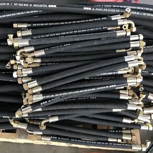 Xinchi 제조 6mm 75mm 연료 저항 <span class=keywords><strong>Sae</strong></span> 30r10 30r7 30r6 Nbr 연료 고무 호스 디젤 연료 - Product Image 3