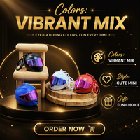 Porte-clés coloré en forme de casque de moto 3D, breloque de sac en plastique, mini porte-clés en ABS pour cadeau et promotion