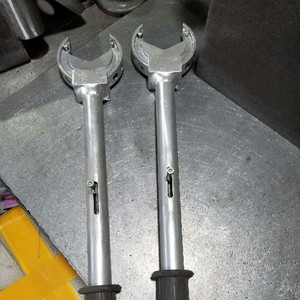 Llave de ajuste de punto ajustable para mantenimiento de vías ferroviarias, de aluminio, de un solo extremo, métrica, de grado industrial - Product Image 1