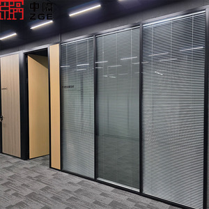 Pannelli Divisori per Ufficio Contemporanei con Doppio Vetro Acustico e Telaio in Alluminio Smontabile - Product Image 6