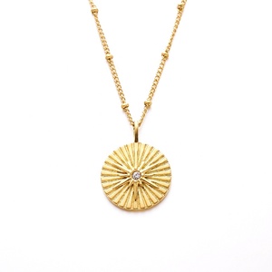 Gioielli di moda personalizzati all'ingrosso collana in acciaio inossidabile placcato oro 18K <span class=keywords><strong>ottetto</strong></span> stella zircone cerchio collana pendente donna - Product Image 1