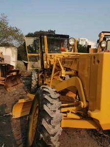 Niveleuse Komatsu GD623 d'occasion, niveleuse de construction routière Komatsu GD511 GD605 GD305 GD623 à vendre à Shanghai - Product Image 6