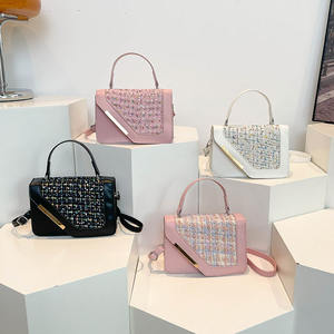 Nouveauté Sacs carrés pour femmes d'hiver et d'été Fermeture à rabat unique Cuir PU Marque Zihao Sacs à main de luxe tendance - Product Image 1