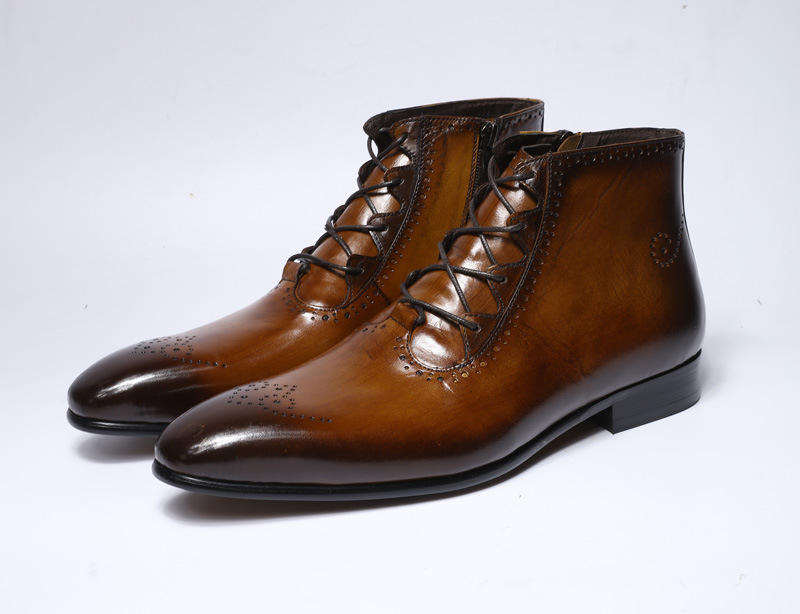 สีน้ำตาล