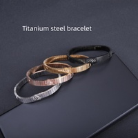 Bracelet en acier titane plaqué or 18 carats classique Zhixuan, avec ruban fileté, bijoux assortis pour couple, meilleur cadeau d'anniversaire
