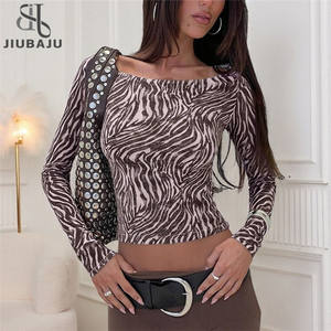 <span class=keywords><strong>Camiseta</strong></span> con estampado de <span class=keywords><strong>cebra</strong></span> y hombros descubiertos para <span class=keywords><strong>mujer</strong></span>, de manga larga, ajustada, a rayas, estilo urbano, top corto - Product Image 1