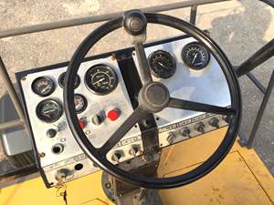 Rodillo Vibratorio Pequeño DYNAPAC CC21 CA30D CA301D CA602 CA25D CA251D con Motor Alemán Deutz 2024 - Product Image 4