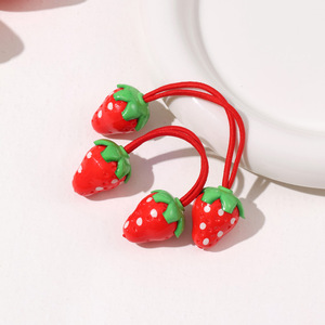 Elastico per Capelli a Forma di Fragola Rossa in Plastica/Resina, Accessorio Dolce per Capelli da Bambina per FESTIVAL - Product Image 6