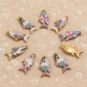 Dijes Personalizados Impermeables de Acero Inoxidable 316L con Baño de Oro de 14k/18k y Esmalte, con Diseño de Pez, para la Fabricación de Joyas, Pulseras y Collares - Product Image 2