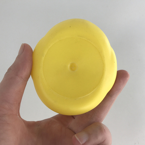 Venta al por mayor de diseño personalizado amarillo pato de goma lindo juguete de piscina flotante para bebés pequeños juguetes promocionales - Product Image 4