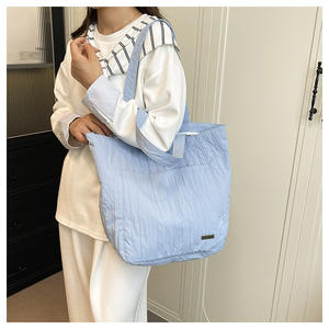 กระเป๋าทรงจีบสไตล์เกาหลี ดีไซน์เฉพาะกลุ่ม ปี 2025 ความจุเยอะ สะพายไหล่สบายๆ เหมาะสำหรับเดินทาง/นักเรียน ใช้สะพายใต้วงแขน โปรโมชั่น - Product Image 2