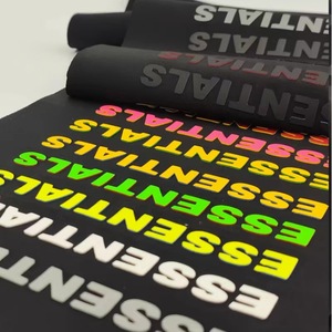 Fabriek <span class=keywords><strong>Custom</strong></span> 3d Warmte Overdracht Reliëf Zacht Rubber Kleding Patches <span class=keywords><strong>Custom</strong></span> Lederen <span class=keywords><strong>Labels</strong></span> Voor Tassen/Kleding - Product Image 3