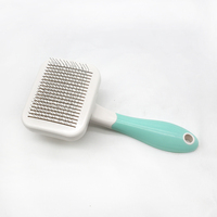 Fournitures pour animaux de compagnie un clicker auto-nettoyant bain massage brosse épilateur pour animaux de compagnie