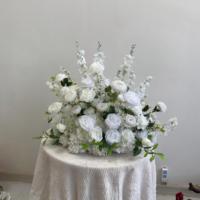 Centres de table artificiels en gros : roses blanches, hortensias, verdure, chemin de table fleuri, fleurs de mariage, décoration intérieure