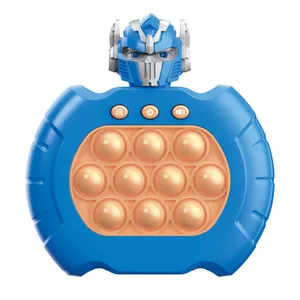 ET Venta al por mayor Quick Push Light Up Pop Game Fidget Toy para chico Electronic Light Up Squeeze Sensory Toy Quick Push Machine Game
