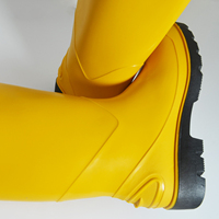 Bottes de travail antidérapantes en PVC au meilleur prix, bottes de pluie imperméables pour l'hiver, fabricant OEM ODM de 15 ans, bottes de neige légères