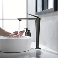 Robinet Mitigeur Monocommande Moderne pour Lavabo, Design Unique, Or Rose, en Laiton, Usage Commercial