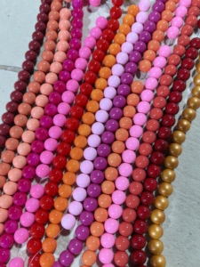 10mm cam boncuk Diy aksesuarları moda düz renk kırmızı sıcak pembe destek dekorasyon için dağınık boncuklar el yapımı bilezik boncuk - Product Image 5