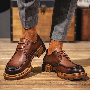 Chaussures en cuir classiques tendance 2022, marron, bout rond, style décontracté - Product Image 1