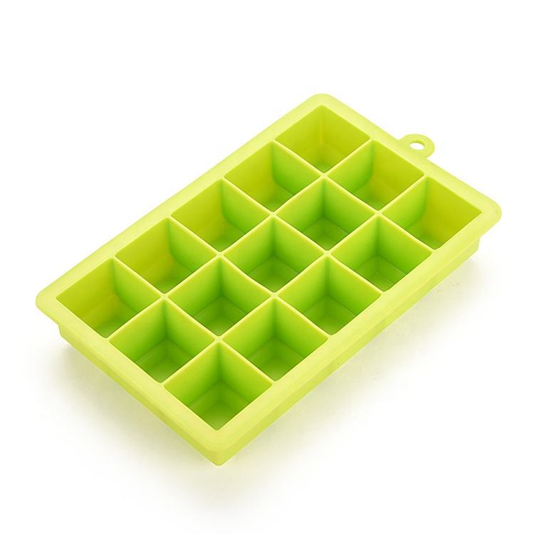 สีเขียวอ่อน