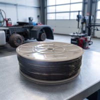 Tuyau de frein pneumatique en nylon PA12 SAE J844 12 mm DE x 9 mm DI noir, 100 m/rouleau pour suspension pneumatique de camion et remorque