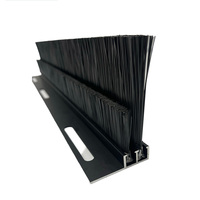 Brosse d'étanchéité pour porte de garage industrielle Bande d'étanchéité en nylon avec support en profilé d'aluminium