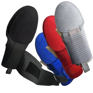 Guanto da Baseball per Bambini/Ragazzi con Logo Personalizzato, Protezione per Dita Destra/Sinistra, Leggero e Resistente, in Neoprene, con Foro per il Pollice - Product Image 2