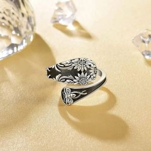 2026 New Arrival Bohemian <b>Spoon</b>-Shaped Open <b>Ring</b> Unisex Accessories Retro Antique Silver Sunflower <b>Ring</b> Gifts for Women - Product Image 5