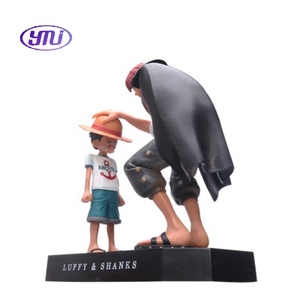Figurine en PVC de <span class=keywords><strong>Shanks</strong></span>, le roi pirate, avec <span class=keywords><strong>chapeau</strong></span> de paille, cheveux rouges, version scène, ornement à thème cinéma et télévision, avec tête qui se batte - Product Image 5