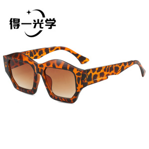 Polygonal Irregular <b>Sunglasses</b> Black PC Frame UV400 Protection Unisex Street Style - Product Image 4