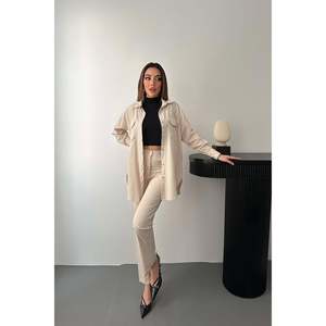 Conjunto de Camisa Beige y Pantalones con Botones a Presión para Mujer al por Mayor - Product Image 6