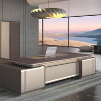Set Scrivania e Sedia Direzionale in MDF di Lusso Leggero OEM, Arredamento Ufficio Ergonomico all'Ingrosso