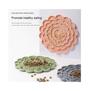 Silikon Köpek Yeme Matı Yavaş Besleme Kabı BPA İçermez Vakumlu Kaymaz Anksiyete Giderici Bulaşık Makinesinde Yıkanabilir Evcil Hayvan Besleme Pedi Köpek Aksesuarları - Product Image 1