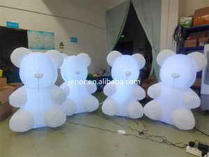 Simpatico modello di orsetto gommoso gonfiabile con luce a LED per decorazioni natalizie - Product Image 5