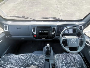 Nuevo camión de carga de 5 toneladas, camión ligero 4x2 con cabina de una fila y medio, con volante a la derecha, asientos de una sola fila, cámara trasera, diésel, de China. - Product Image 2