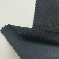 Nouveau produit : Tissu en cuir PU à grain fin pour vêtements et pantalons en cuir