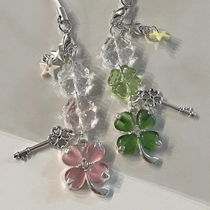 Lucky Leaf Téléphone Charmes Pendentif Mignon Porte-clés Cas pour <span class=keywords><strong>iPhone</strong></span> 15 Samsung Cartable Livres CCD Caméra Ins Corée Rose Vert - Product Image 2