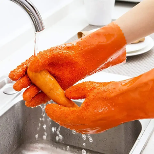 Gants de nettoyage de légumes et de poisson antidérapants Junlinwang en caoutchouc de qualité alimentaire avec texture écaille de poisson pour éplucher les pommes de terre - Vente en gros - Product Image 3
