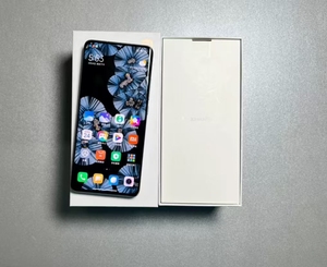 Smartphone 5G LTE 12+256 Go AMOLED 120 Hz 48 MP Multi-langues Double SIM Vente en Gros Téléphone Portable - Product Image 2