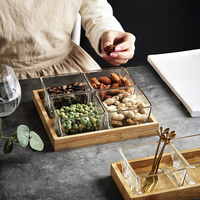2023 Nieuwe Luxe Windverdeler Glas Doorzichtig Foodserviceblad Voor Fruitplaat In De Woonkamer Met Houten Dienblad