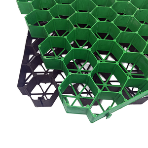 Lưới cỏ với hệ thống thoát nước tuyệt vời cho bề mặt cỏ và sỏi kết hợp thiết kế thực tế thẩm mỹ - Product Image 1